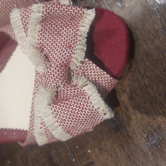 💫❣️MARK DOWN❣️💫cute maroon bow shoes - Picture 5 of 10